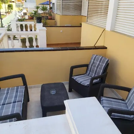 Townhouse El Camison Апартаменты Плая-де-лас-Америкас