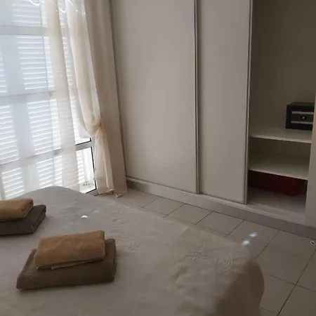 Townhouse El Camison * Плая-де-лас-Америкас