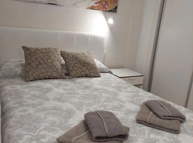 Apartment Townhouse El Camison